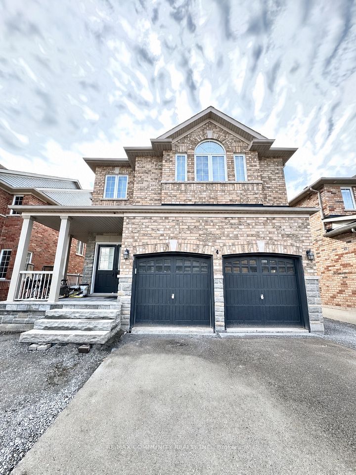Detached at 4 Campview Street, Whitby, ON L1R 0K5, Whitby