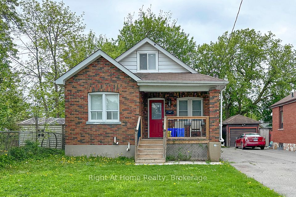 Detached at 307 Vimy Avenue Main, Oshawa, ON L1H 2M9, Oshawa