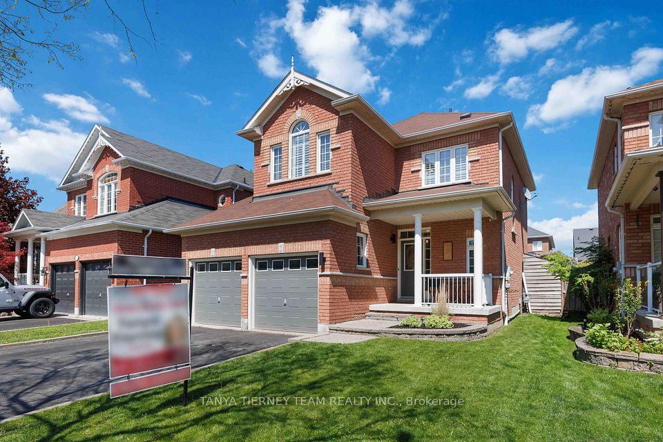 Detached at 9 Penhurst Drive, Whitby, ON L1M 2C8, Whitby