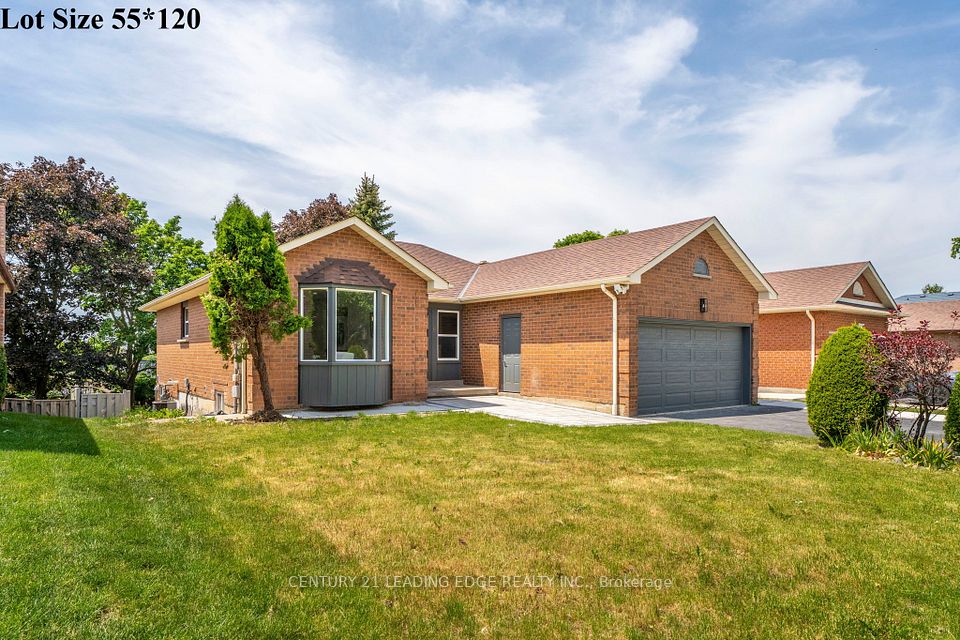 Detached at 8 Hialeah Crescent, Whitby, ON L1N 6R1, Whitby