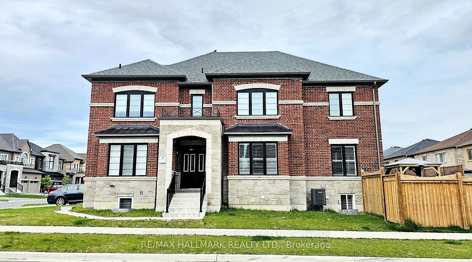 Detached at 14 Arksey (Bsmnt) Street, Whitby, ON L1P 0G5, Whitby