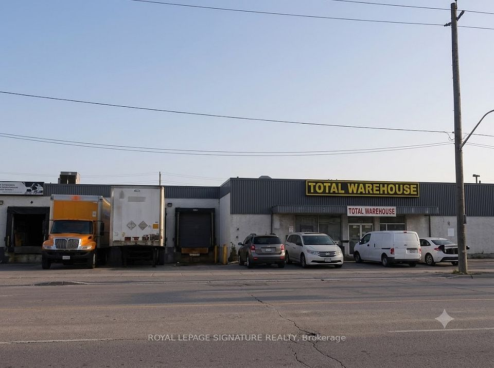 59 Comstock Road 2, Toronto E04, ON M2K 0E3
