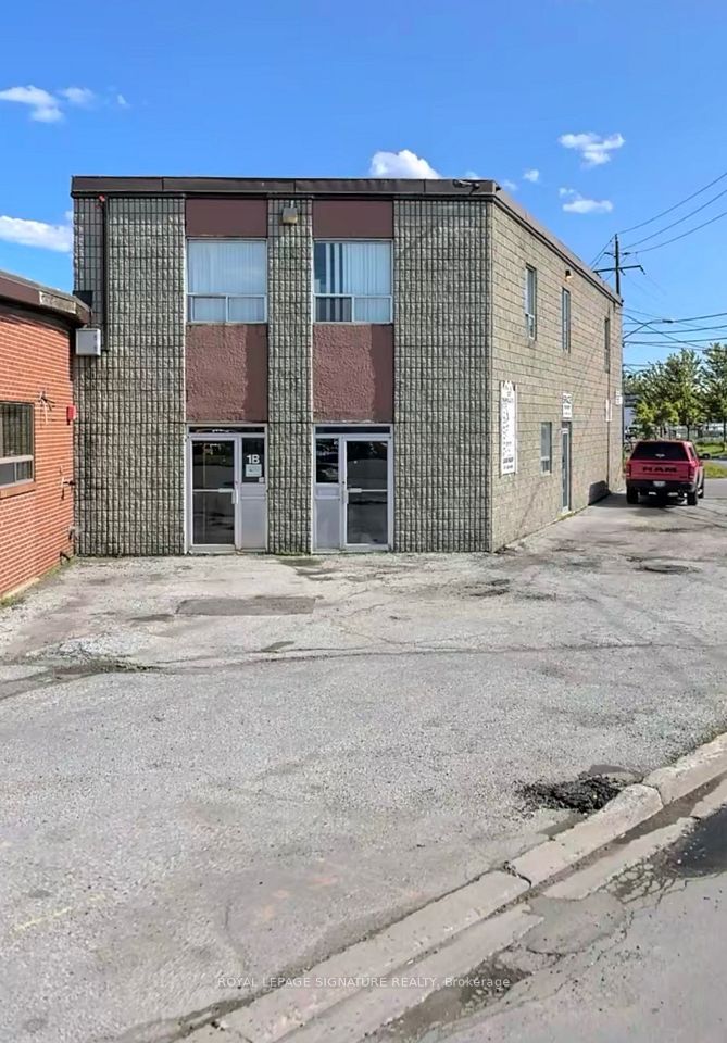 127 Manville Road 1A, Toronto E04, ON M1L 4J5