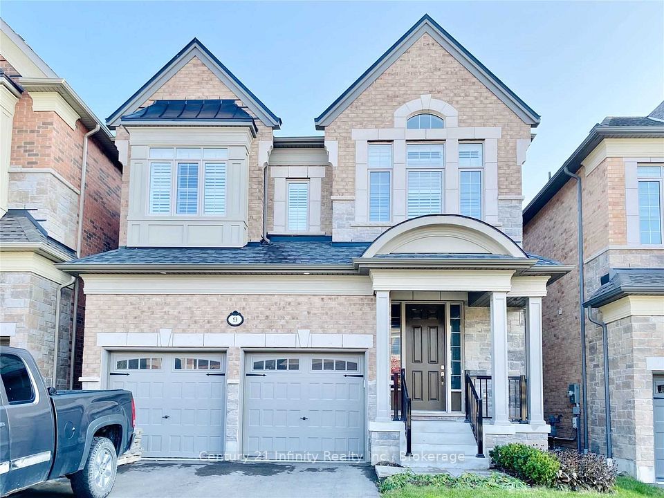 Detached at 9 St Ives Crescent, Whitby, ON L1P 0C5, Whitby