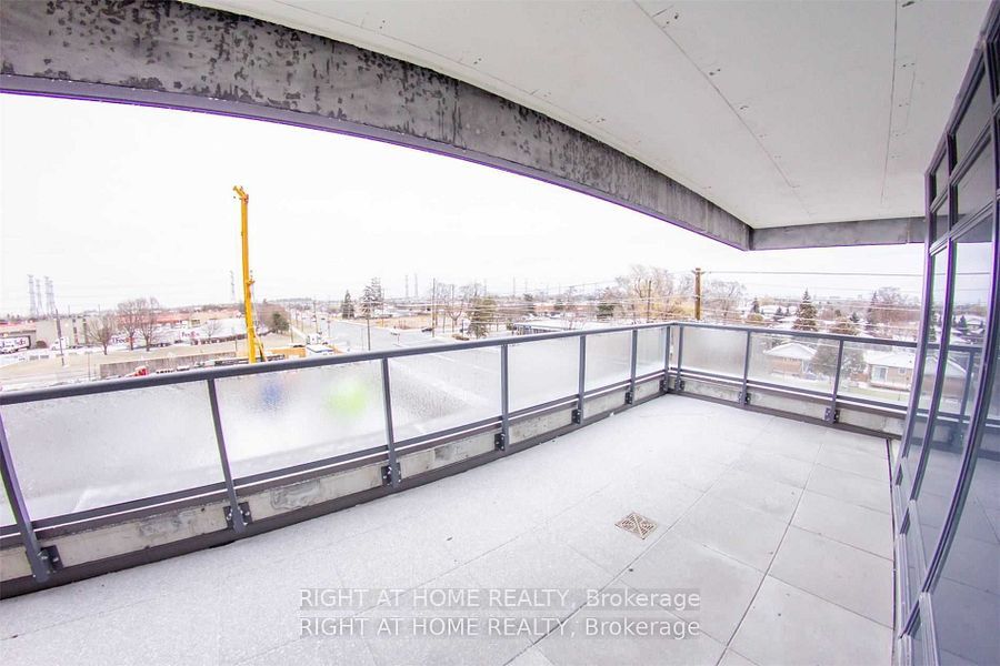 Condo Apartment at 1480 Bayly Street 413, Pickering, ON L1W 1L8, Pickering