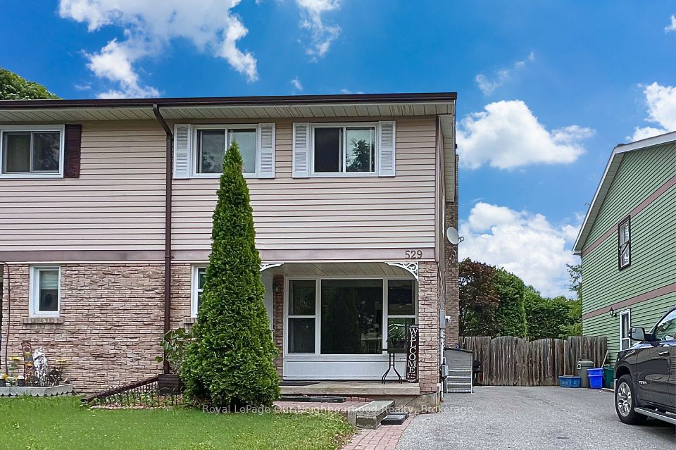 Semi-Detached  at 529 Lancelot Crescent, Oshawa, ON L1K 1J9, Oshawa