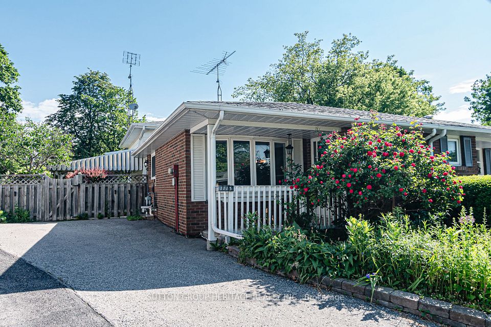Semi-Detached  at 1113 Valley Court, Oshawa, ON L1J 3M4, Oshawa