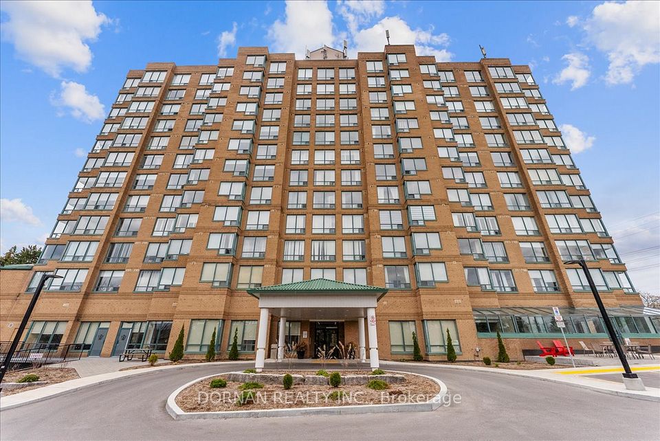 Condo Apartment at 711 Rossland Road E 1112, Whitby, ON L1N 8Z1, Whitby