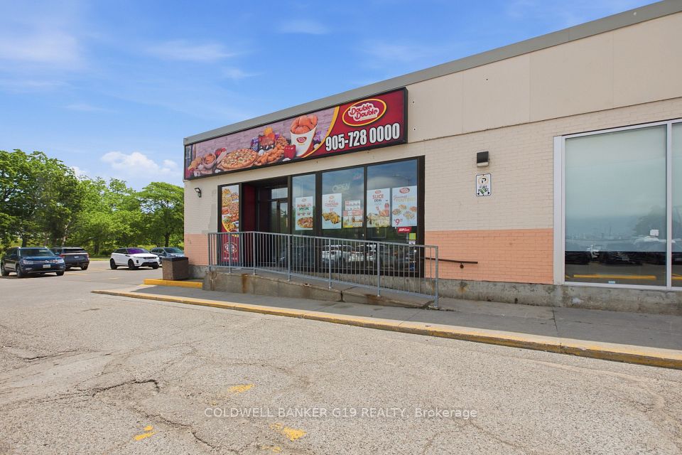 200 John Street W, Oshawa, ON L1J 2B4