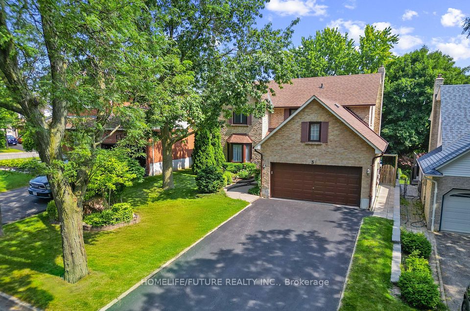 Detached at 3 Nearctic Court Bsmt, Whitby, ON L1N 6P7, Whitby
