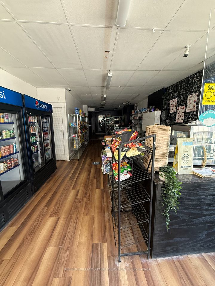 1572 Queen Street E Main Flr, Toronto E01, ON M4L 1E9