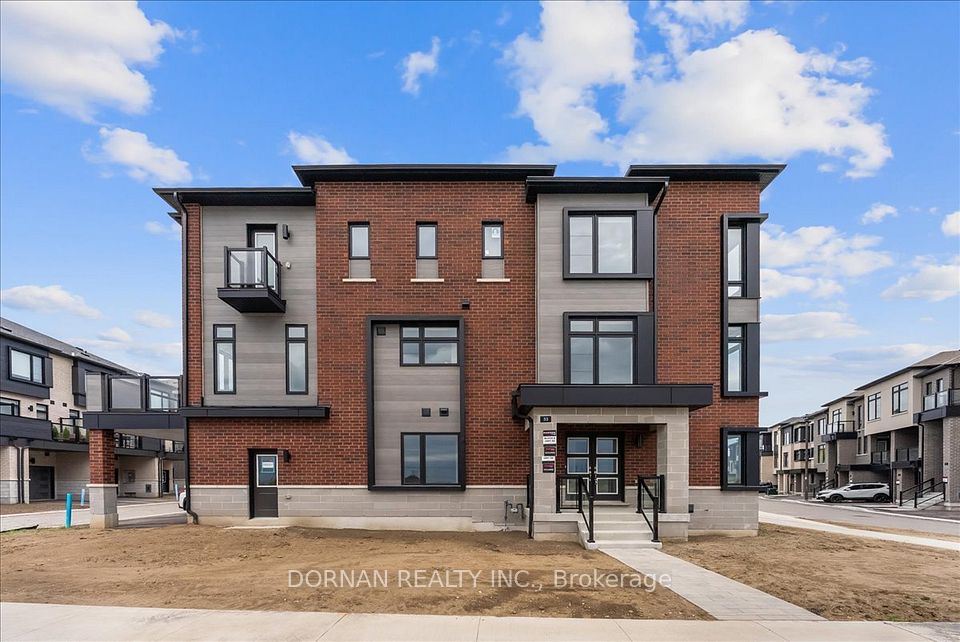 Att/Row/Townhouse at 33 Pluto Way, Whitby, ON L1M 0M7, Whitby