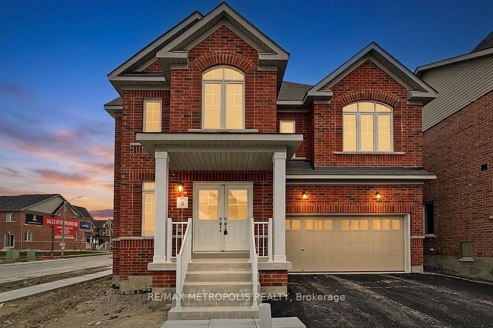 Detached at 647 Fleetwood Drive, Oshawa, ON L1K 2V7, Oshawa