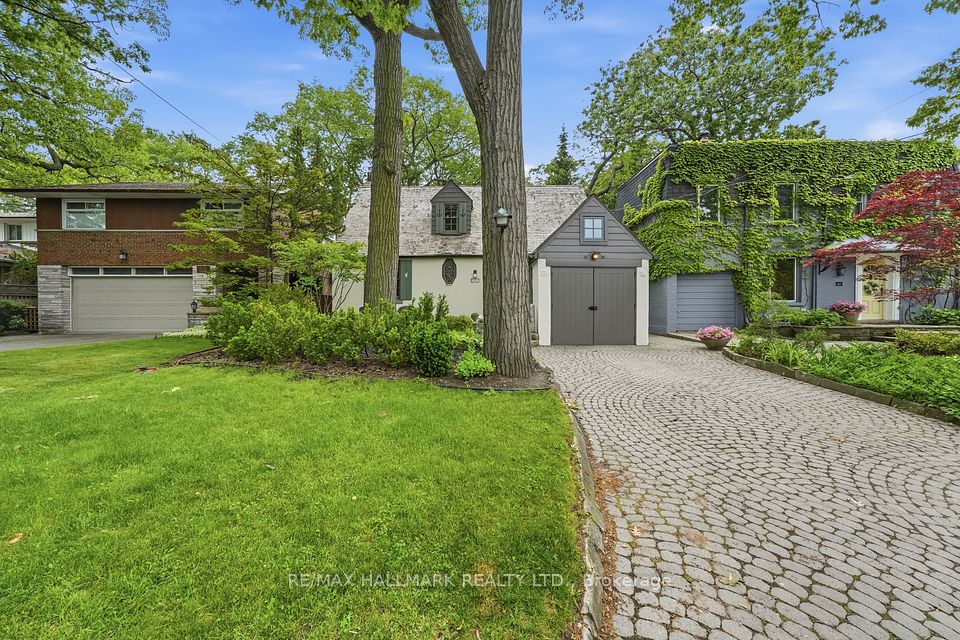 Detached at 31 Glen Oak Drive, Toronto E02, ON M4E 1Y4, Toronto E02