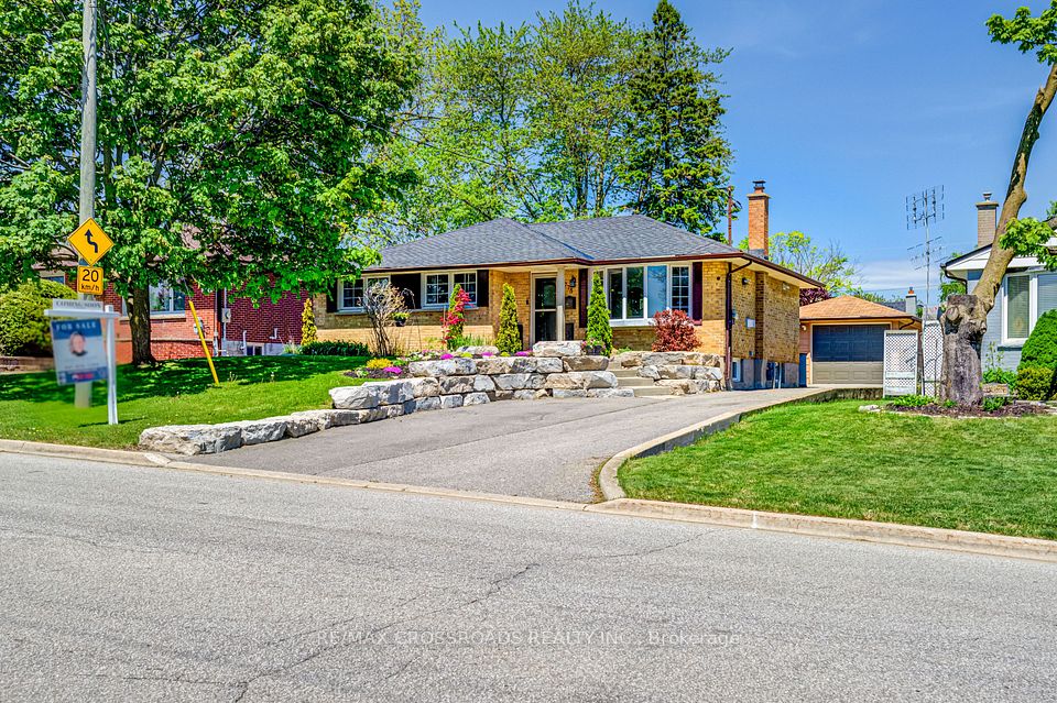 Detached at 778 Tennyson Avenue, Oshawa, ON L1H 3K6, Oshawa