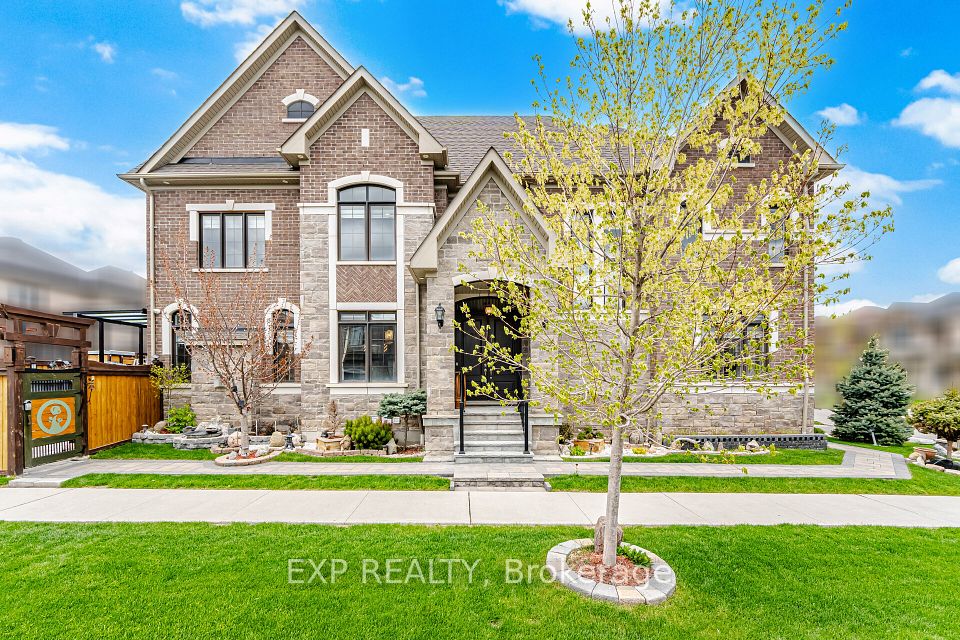Detached at 13 Arksey Street, Whitby, ON L1P 0G5, Whitby