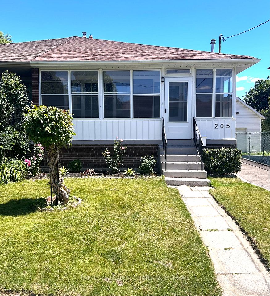 Semi-Detached  at 205 Vauxhall Drive, Toronto E04, ON M1P 1R6, Toronto E04