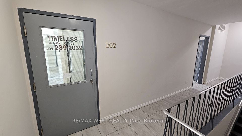 174 Harwood Avenue 202, Ajax, ON L1S 2H6