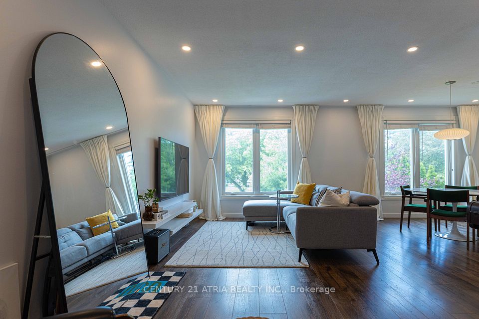 Detached at 87 Winstanly Crescent, Toronto E11, ON M1B 1N3, Toronto E11