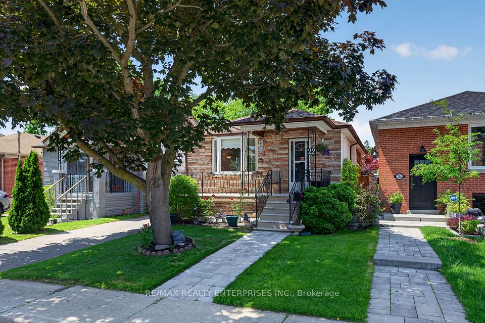 22 Atlee Avenue, Toronto, ON M1N 3X1 at 22 Atlee Avenue, Toronto, ON M1N 3X1, Toronto E06, ON, M1N 3X1
