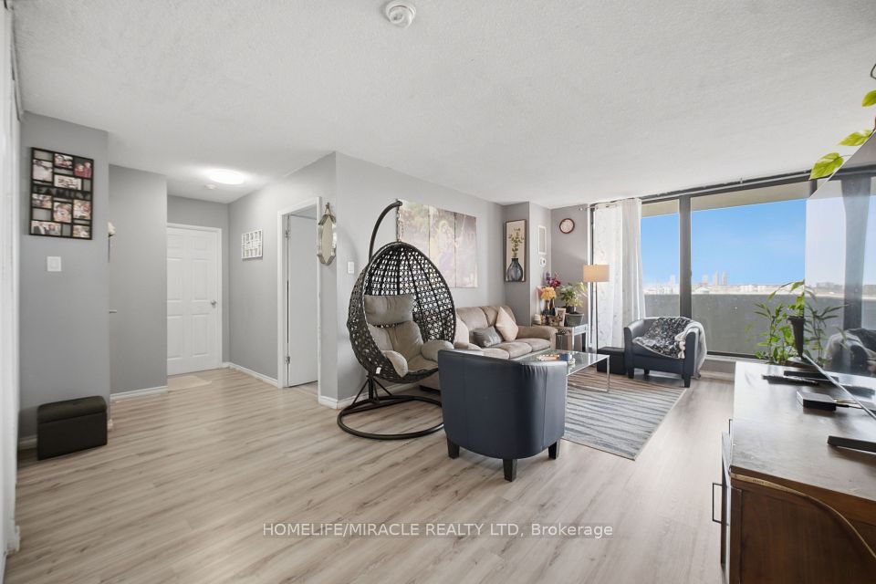 301 Prudential Drive 701, Toronto, ON M1P 4V3 at 301 Prudential Drive 701, Toronto, ON M1P 4V3, Toronto E04, ON, M1P 4V3