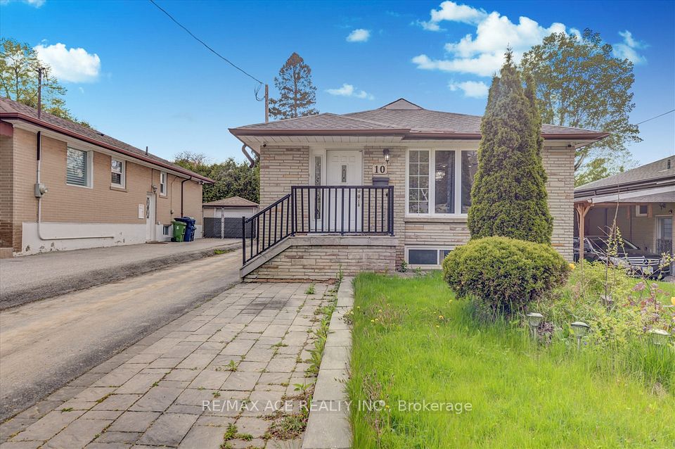 10 Blakemanor Boulevard, Toronto, ON M1J 2W4 at 10 Blakemanor Boulevard, Toronto, ON M1J 2W4, Toronto E09, ON, M1J 2W4