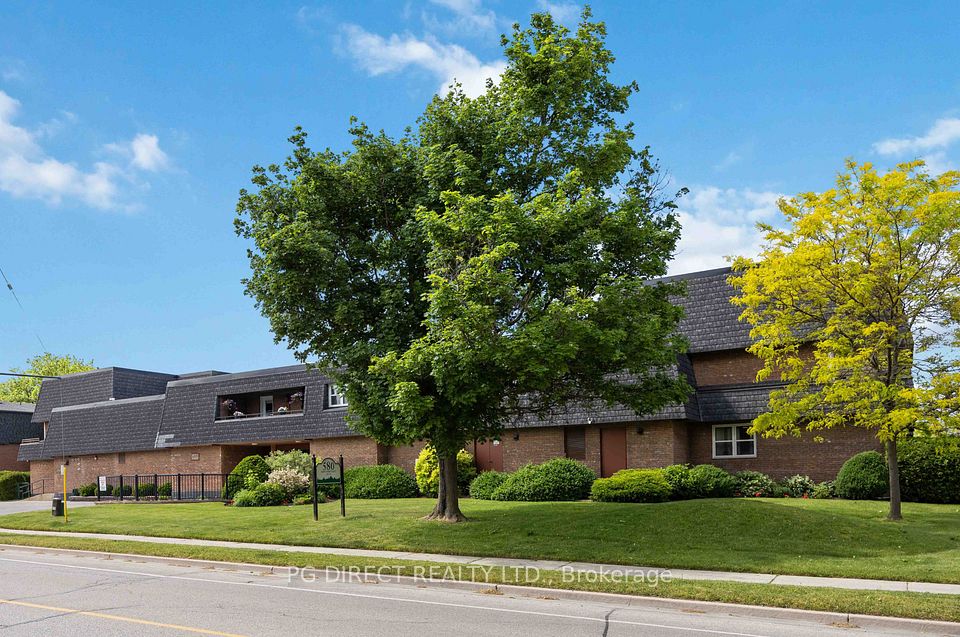 Condo Apartment at 580 Mary Street E 214, Whitby, ON L1N 2R3, Whitby