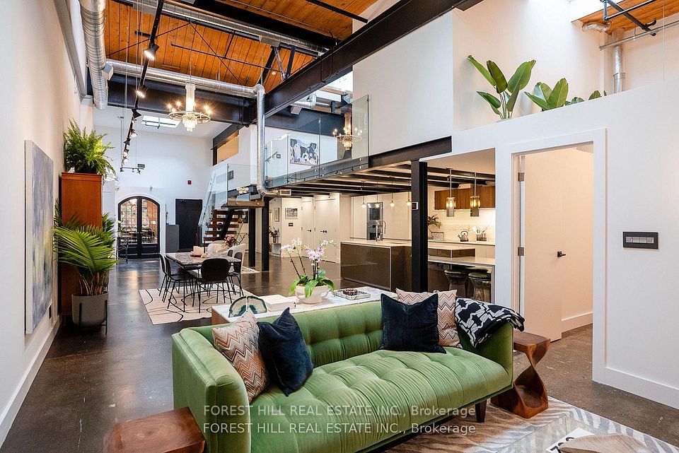 326 Carlaw Avenue 123, Toronto, ON M4M 3N8