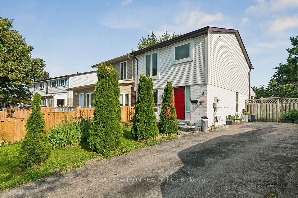25 Whiteleas Avenue, Toronto, ON M1B 1W8 at 25 Whiteleas Avenue, Toronto, ON M1B 1W8, Toronto E11, ON, M1B 1W8