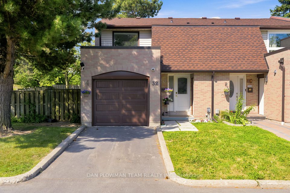 11 Livonia Place 32, Toronto, ON M1E 4W5 at 11 Livonia Place 32, Toronto, ON M1E 4W5, Toronto E09, ON, M1E 4W5