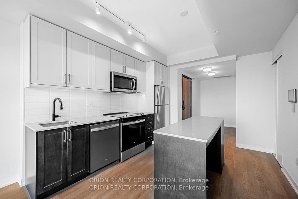 Condo Apartment at 201 Brock Street S 221, Whitby, ON L1N 0P8, Whitby
