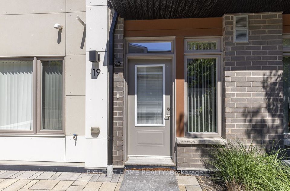 60 Orchid Place Drive 19, Toronto, ON M1B 0C4 at 60 Orchid Place Drive 19, Toronto, ON M1B 0C4, Toronto E11, ON, M1B 0C4