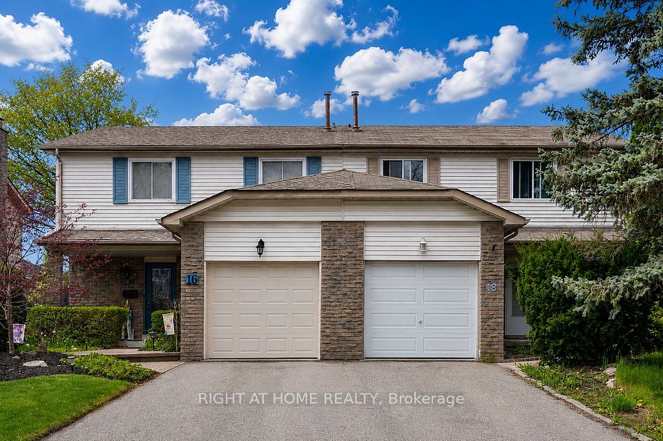 Semi-Detached at 18 Goodfellow Street, Whitby, ON L1P 1C4, Whitby
