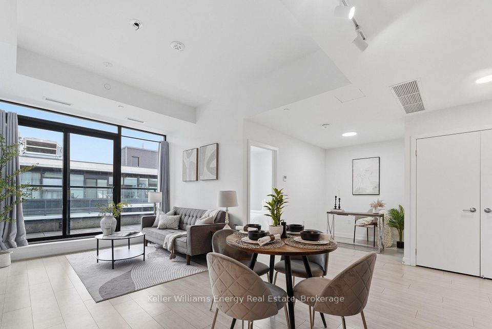 Condo Apartment at 1614 Charles Street 522, Whitby, ON L1N 0P4, Whitby
