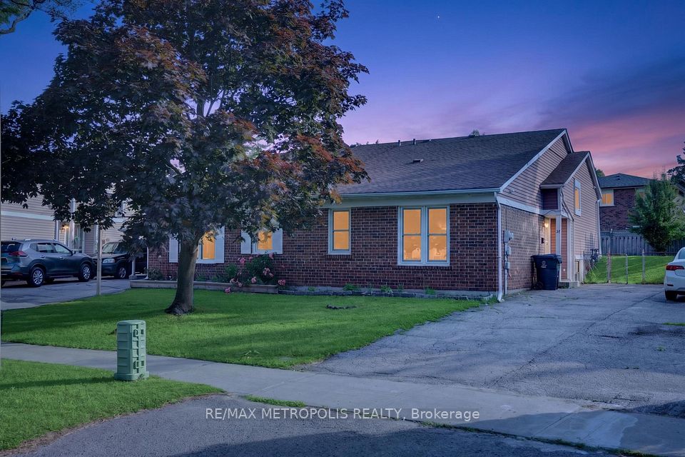 16 Stanbridge Court, Toronto, ON M1B 2S5 at 16 Stanbridge Court, Toronto, ON M1B 2S5, Toronto E11, ON, M1B 2S5
