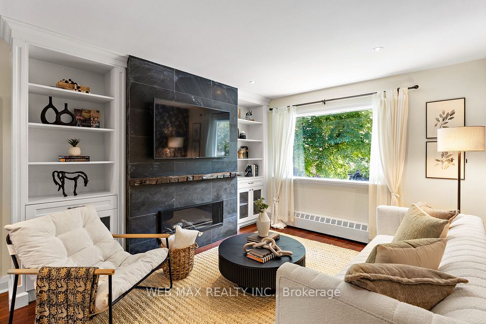 18 Bellefair Avenue, Toronto, ON M4L 3T8 at 18 Bellefair Avenue, Toronto, ON M4L 3T8, Toronto E02, ON, M4L 3T8