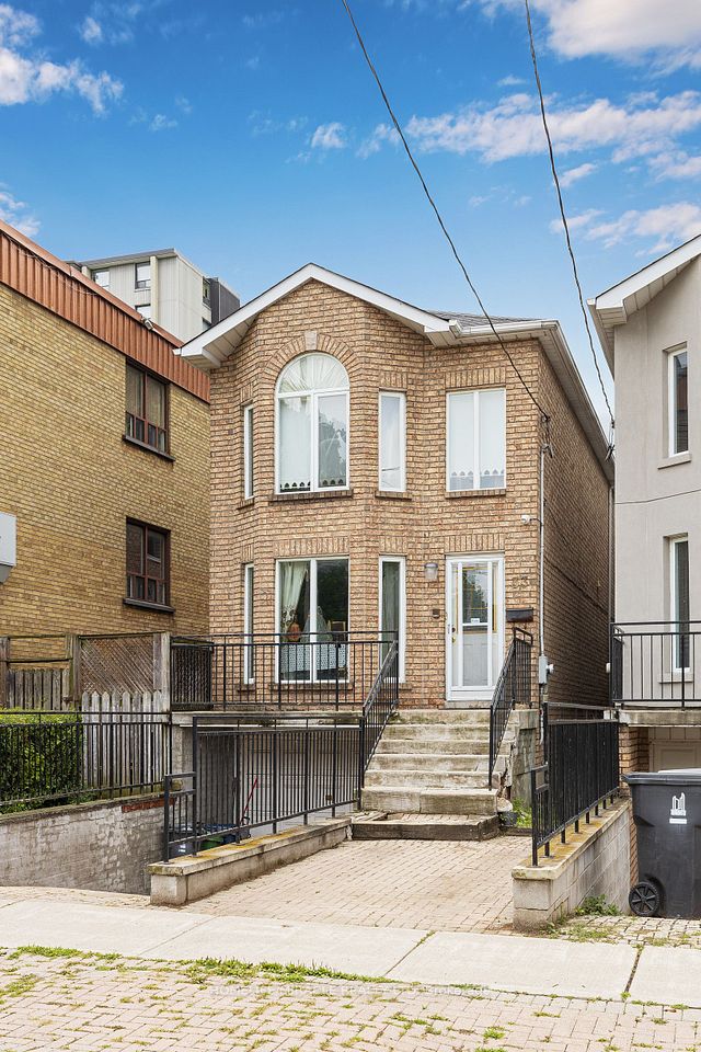 33 Torrens Avenue, Toronto, ON M4K 2H9 at 33 Torrens Avenue, Toronto, ON M4K 2H9, Toronto E03, ON, M4K 2H9
