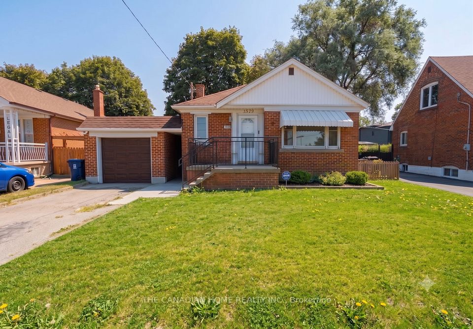 1373 Pharmacy Avenue, Toronto, ON M1R 2J6 at 1373 Pharmacy Avenue, Toronto, ON M1R 2J6, Toronto E04, ON, M1R 2J6