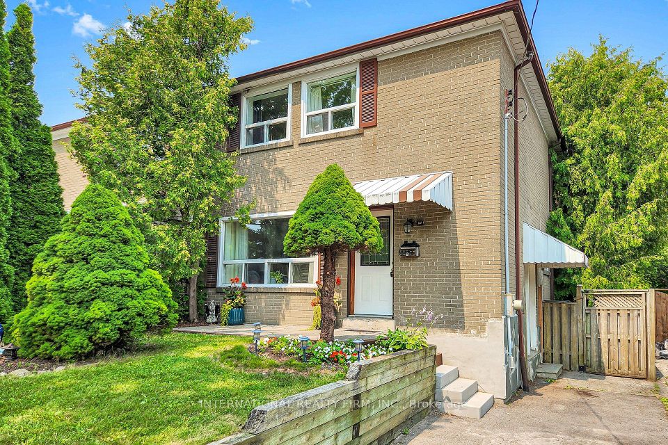 62 Porchester Drive, Toronto, ON M1J 2R5 at 62 Porchester Drive, Toronto, ON M1J 2R5, Toronto E09, ON, M1J 2R5