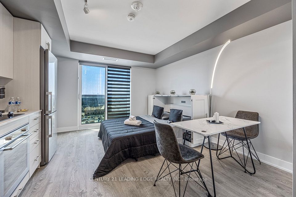 Condo Apartment at 2550 SIMCOE Street N 819, Oshawa, ON L1L 0R5, Oshawa