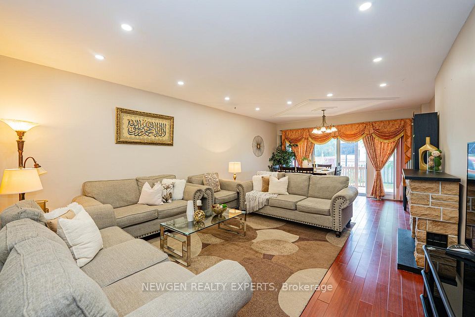 592A Danforth Road, Toronto, ON M1K 1E6 at 592A Danforth Road, Toronto, ON M1K 1E6, Toronto E04, ON, M1K 1E6