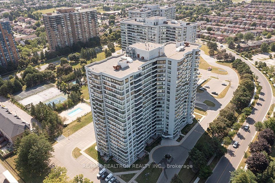 300 Alton Towers Circle 711, Toronto, ON M1V 4X9 at 300 Alton Towers Circle 711, Toronto, ON M1V 4X9, Toronto E07, ON, M1V 4X9