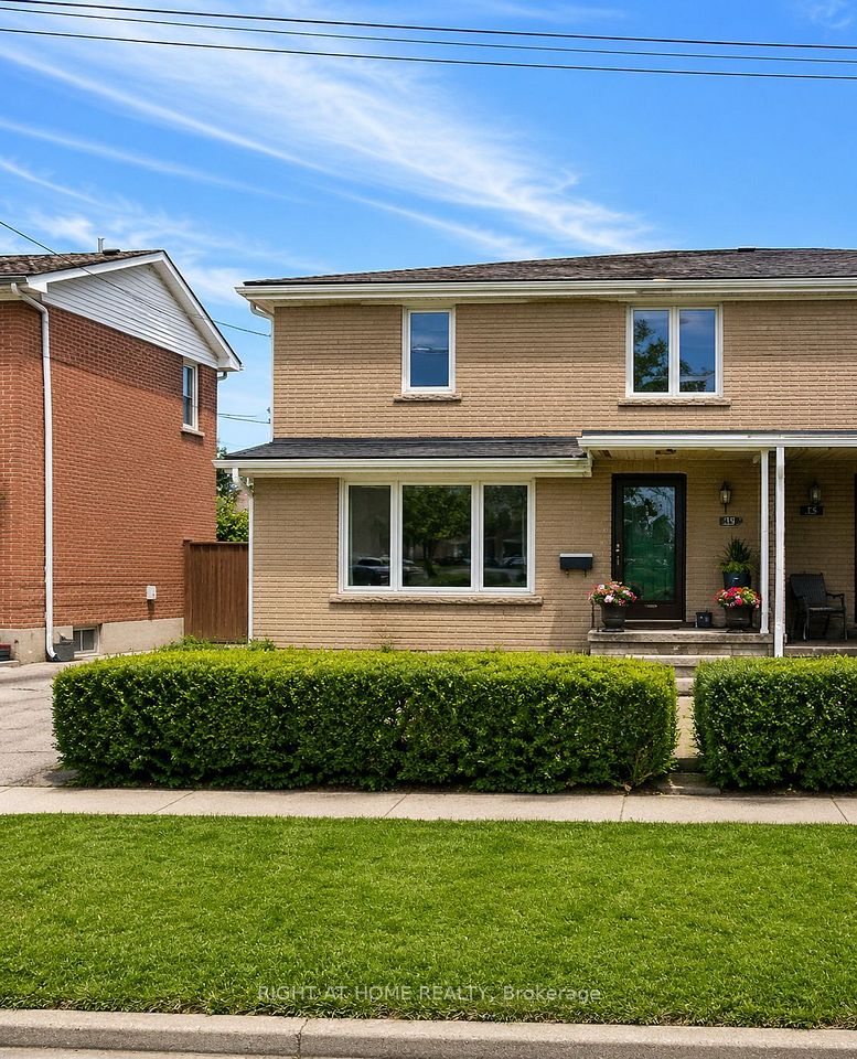 139 Vauxhall Drive, Toronto, ON M1P 1R5 at 139 Vauxhall Drive, Toronto, ON M1P 1R5, Toronto E04, ON, M1P 1R5