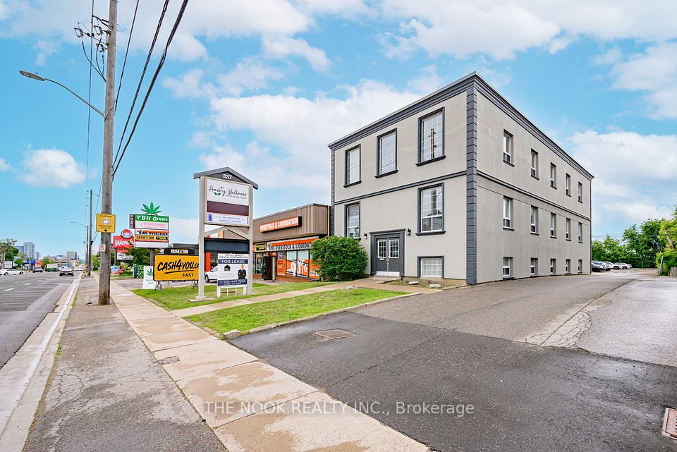 337 King Street W 2B, Oshawa, ON L1J 2J8