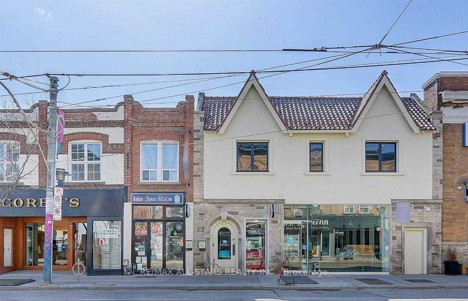 715 Queen Street E 100, Toronto, ON M4M 1H1