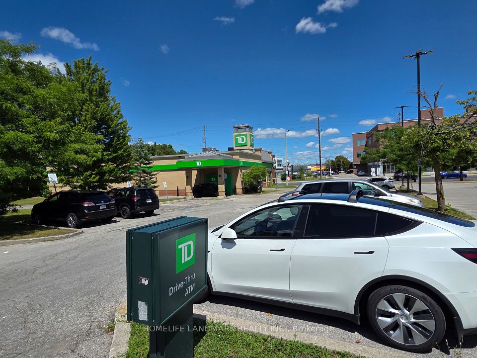 4400 Sheppard Avenue E 19, Toronto, ON M1S 5J5