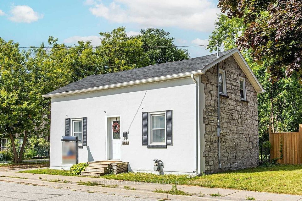 Detached at 1612 Dufferin Street, Whitby, ON L1N 1B2, Whitby