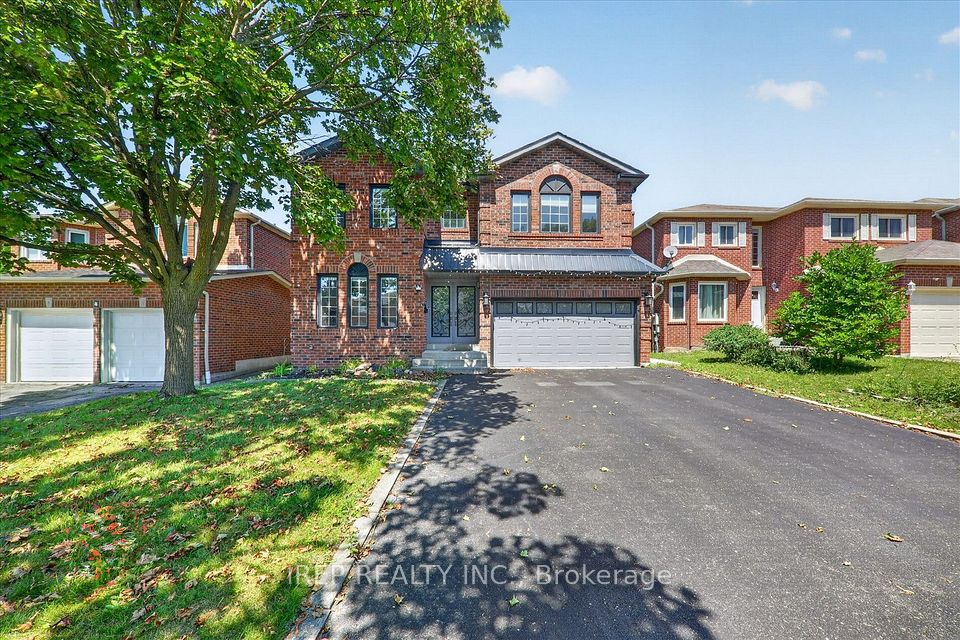 Detached at 6 Carmichael Drive Lower, Whitby, ON L1N 9A4, Whitby