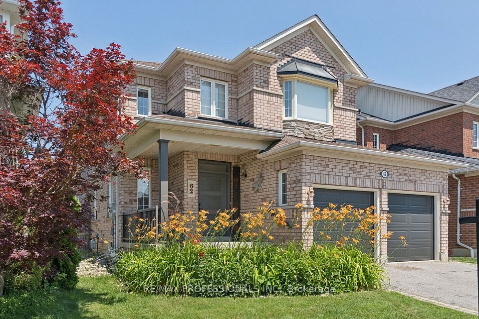 Detached at 62 Blackfriar Avenue, Whitby, ON L1M 2C1, Whitby
