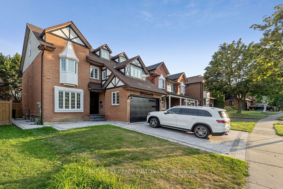 Detached at 1071 Glenanna Road, Pickering, ON L1V 5E1, Pickering